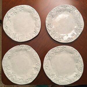 White Vietri Flower Dinner Plates